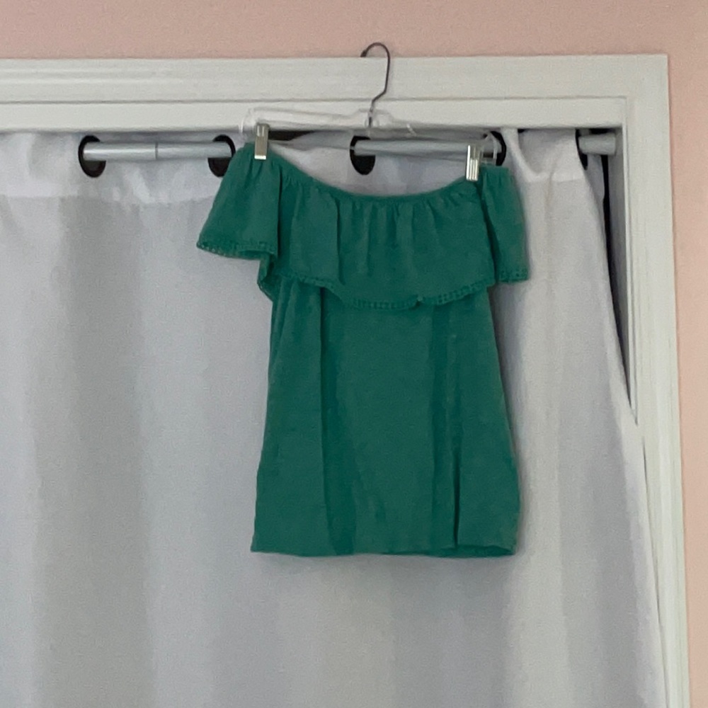 Old Navy Off-the-shoulder top